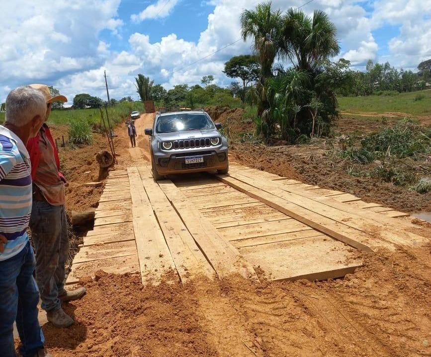 Prefeitura de Porto Velho trabalha na recuperação de pontes e bueiros em Rio Pardo