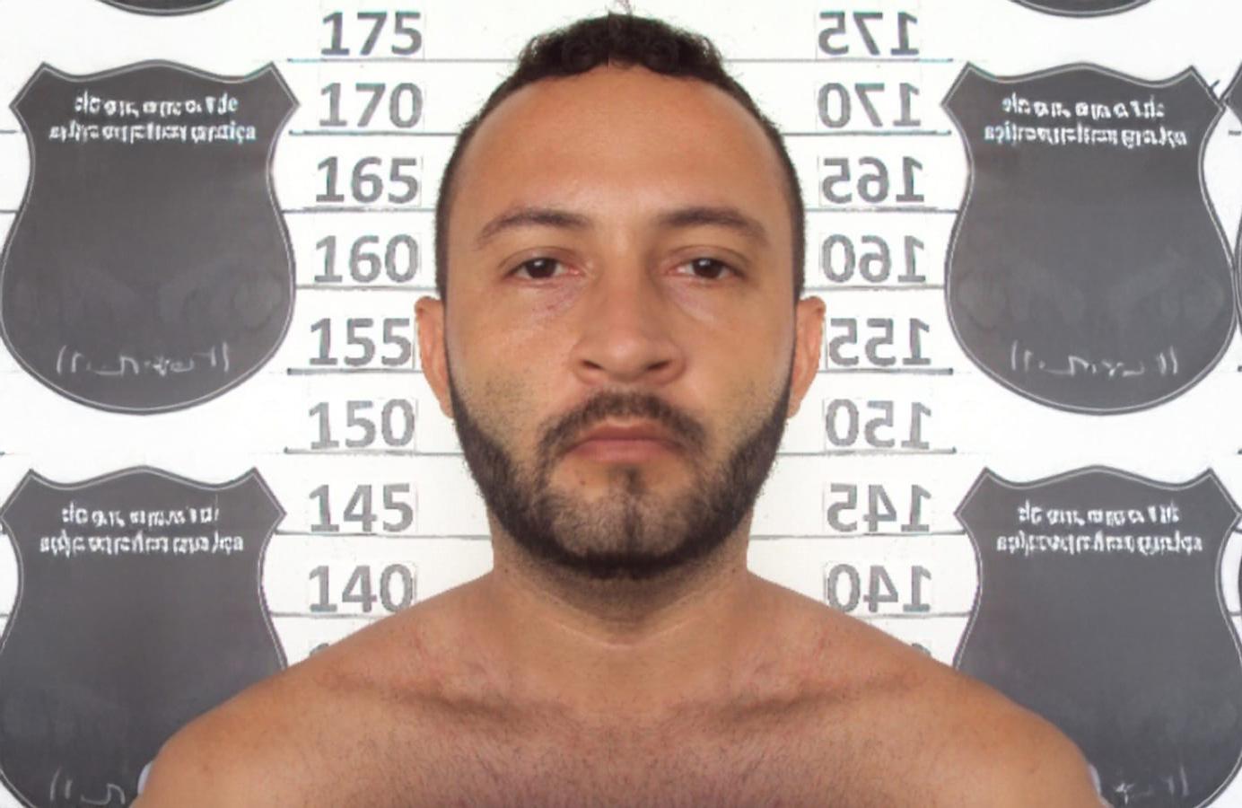 FLAGRANTE NA CAPITAL: 'JHONY DO POLO PRETO' É PRESO COM PISTOLA 9MM FURTADA