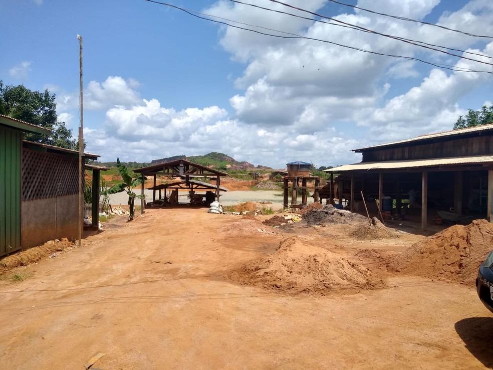 POLICIAIS SÃO INVESTIGADOS POR FORMAR MILÍCIA PARA PROTEGER GARIMPOS ILEGAIS EM RONDÔNIA