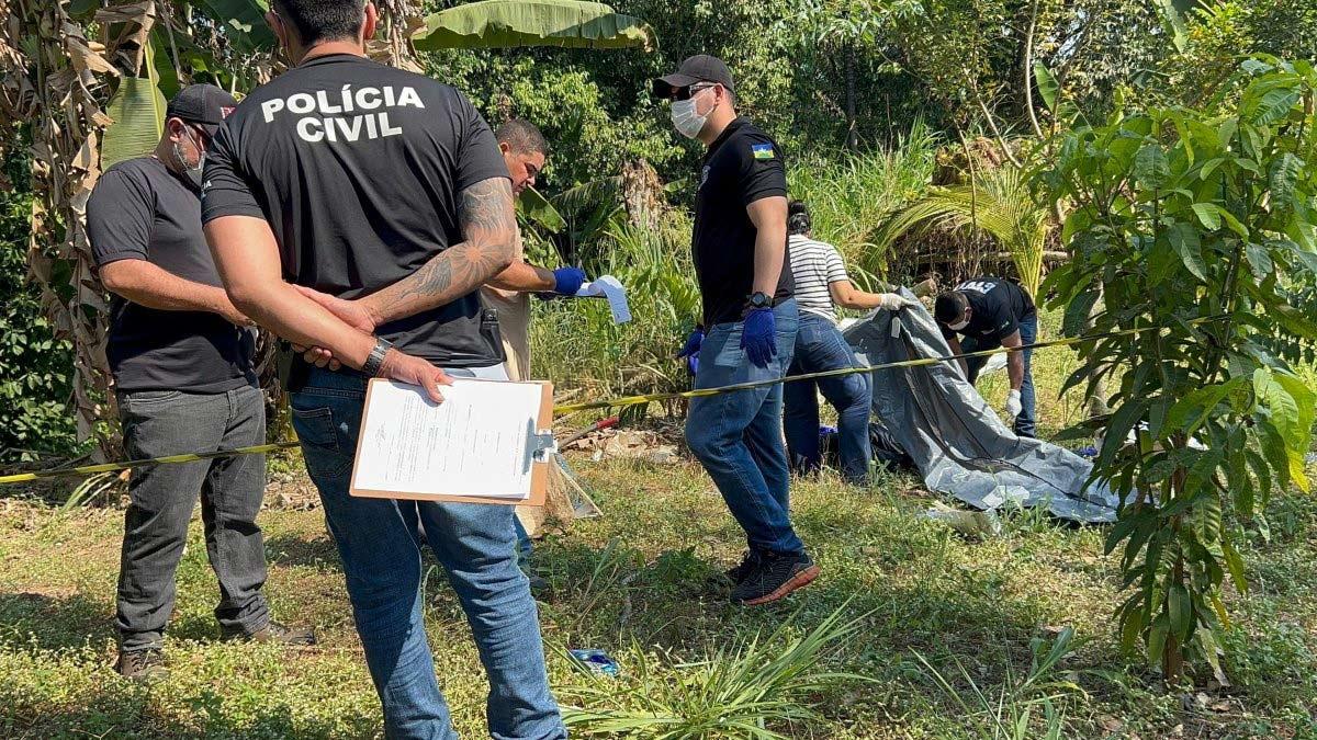 CORPO É DESOVADO COM CRUELDADE
