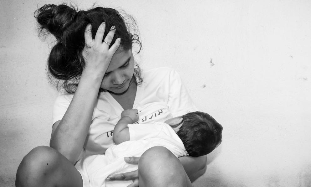 MULHER EM RESGUARDO É ATACADA EM CASA