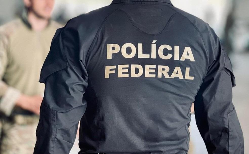 POLÍCIA FEDERAL DERRUBA FÁBRICA DE DIPLOMAS