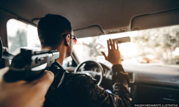 MOTORISTA DE APLICATIVO E ROUBADO NO ORGULHO DO MADEIRA