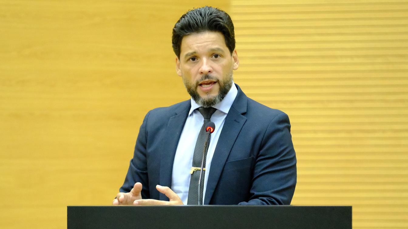 DEPUTADO DELEGADO CAMARGO GARANTE ANISTIA A POLICIAIS MILITARES PERSEGUIDOS POR DEFENDER VALORIZAÇÃO SALARIAL EM RONDÔNIA