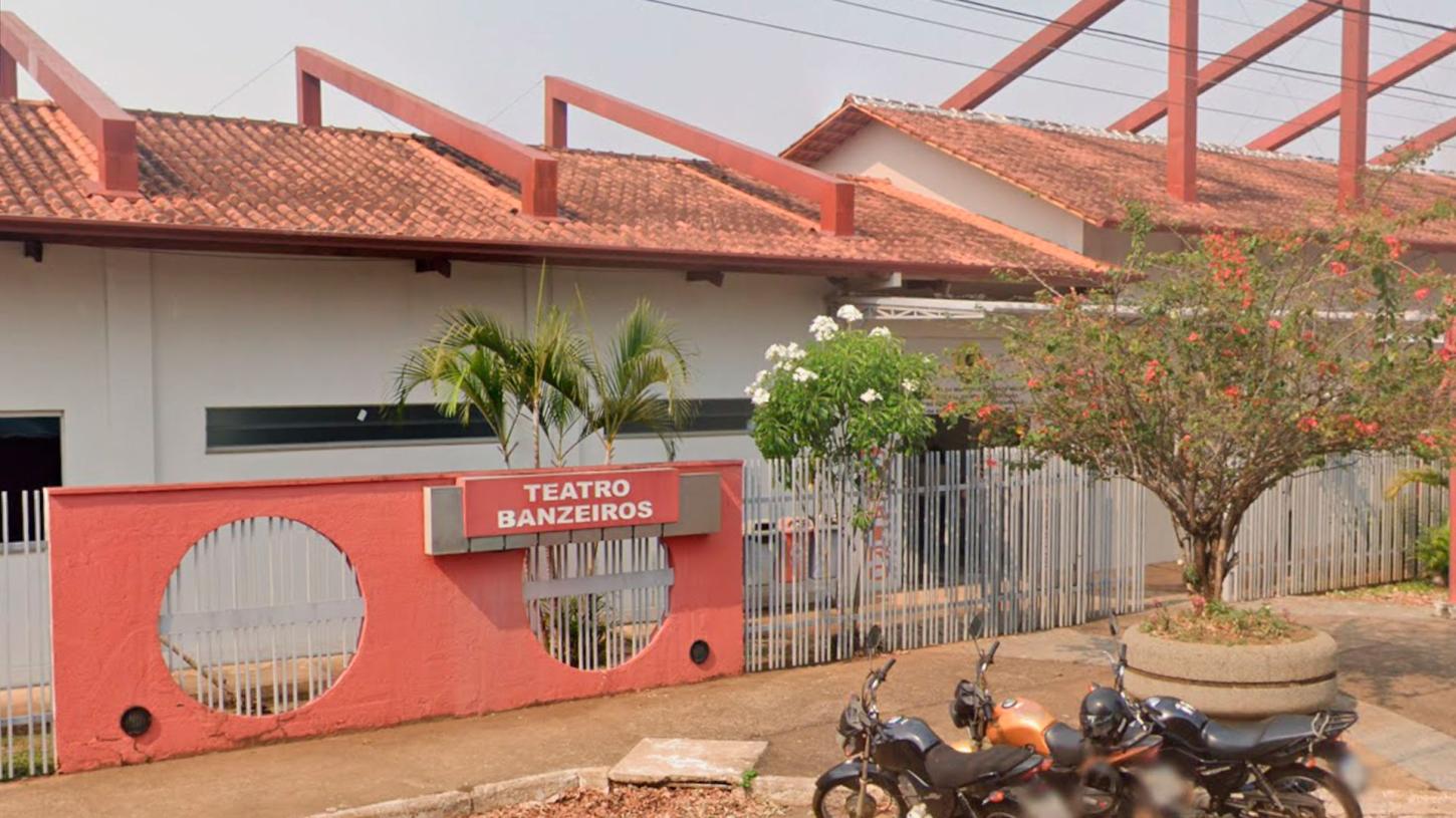 DEPOIS DE 18 ANOS ABANDONADO: TEATRO BANZEIROS VOLTA À VIDA COM REFORMA COMPLETA