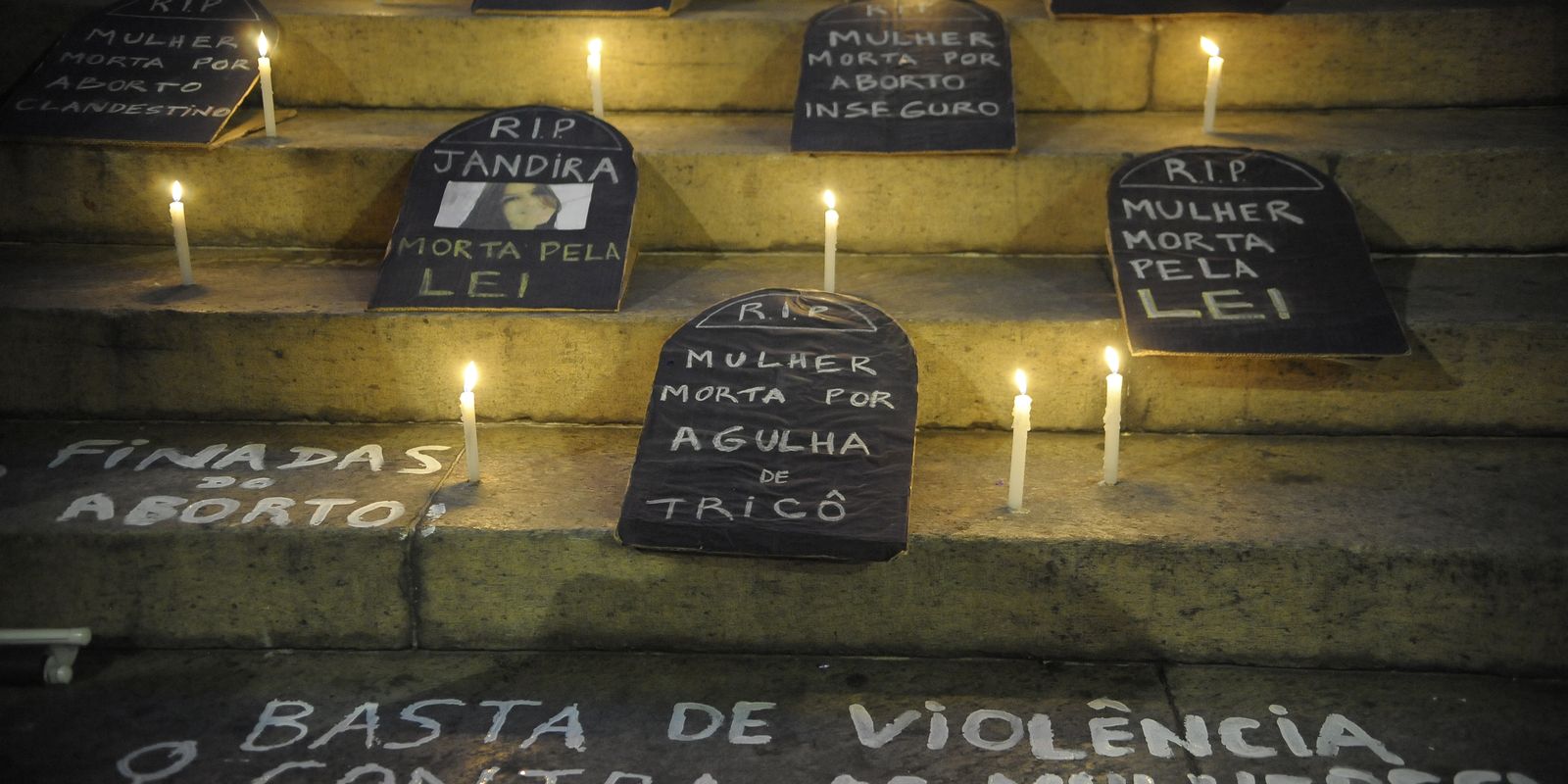 Pela Vida das Mulhers: atos do 8 de março ocupam ruas pelo Brasil