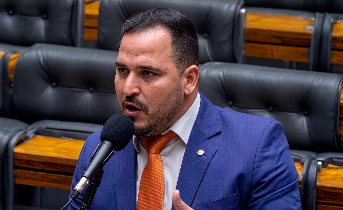 Rafael Fera reforça defesa dos agentes de saúde e cobra votação imediata de projeto na Câmara.