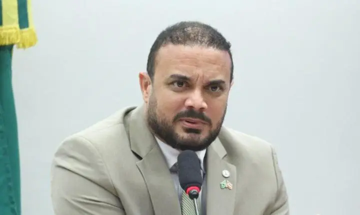 Projeto reconhece atividade de risco de auditores fiscais agropecuários e autoriza porte de arma