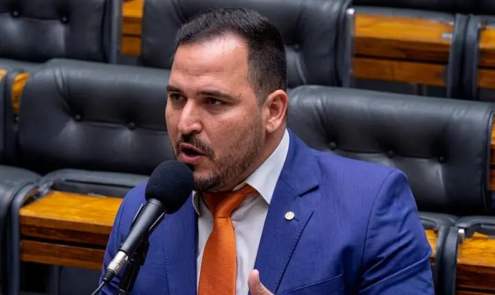 Rafael Fera reforça defesa dos agentes de saúde e cobra votação imediata de projeto na Câmara.